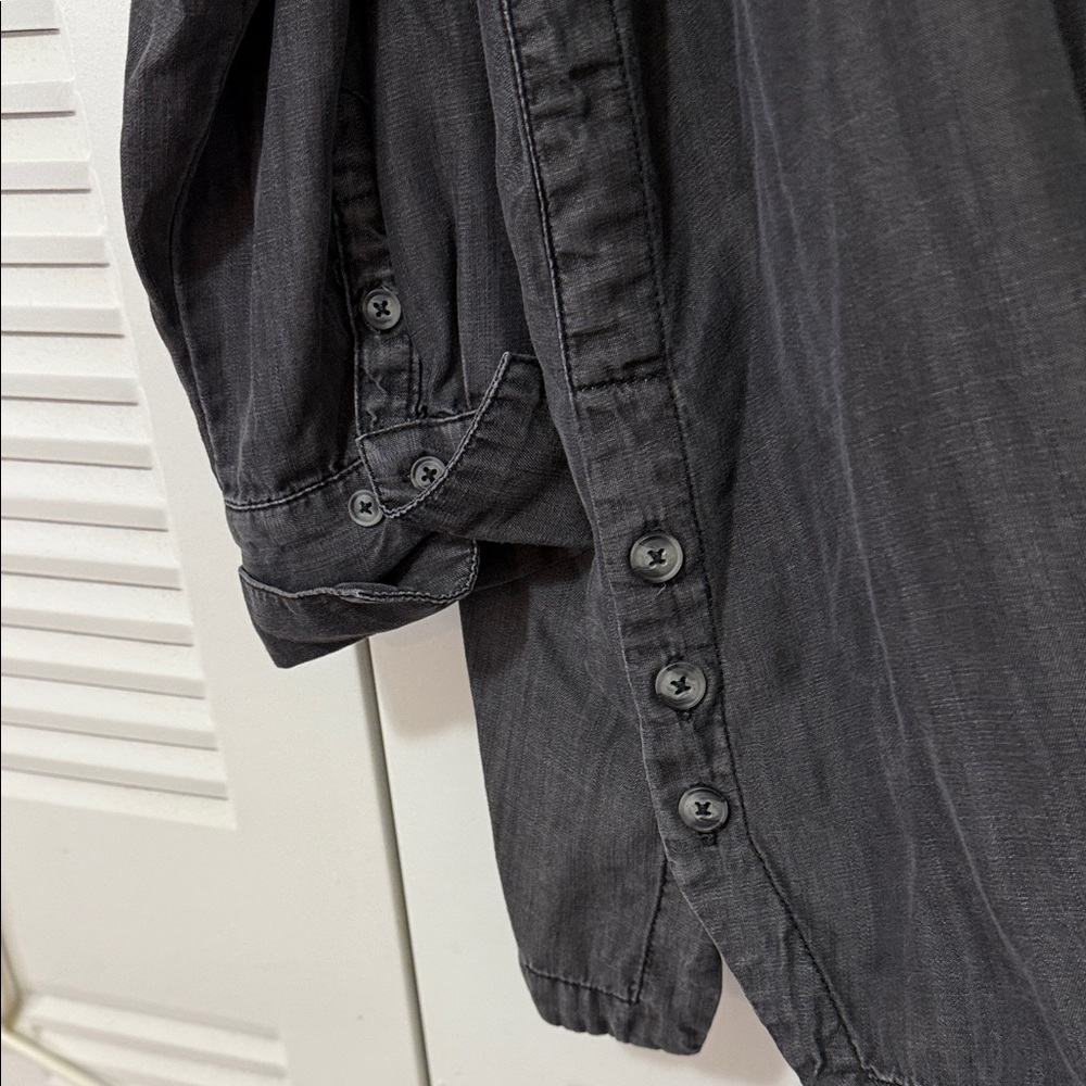 Chico's Dark Gray Long Sleeve Button-Up Shirt - Picture 3 of 5